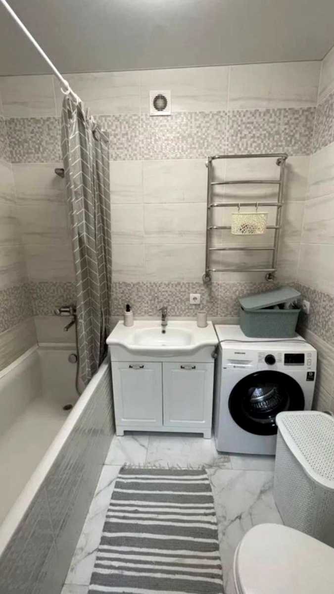 1877558099338315
