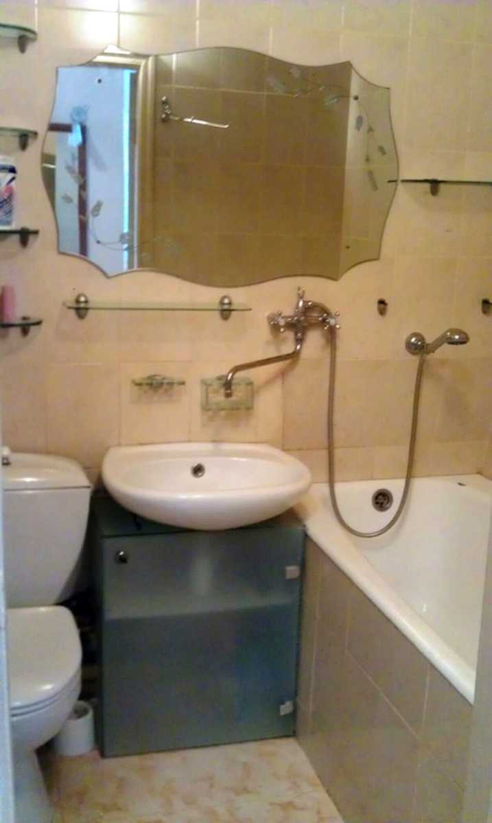 1877558257472474