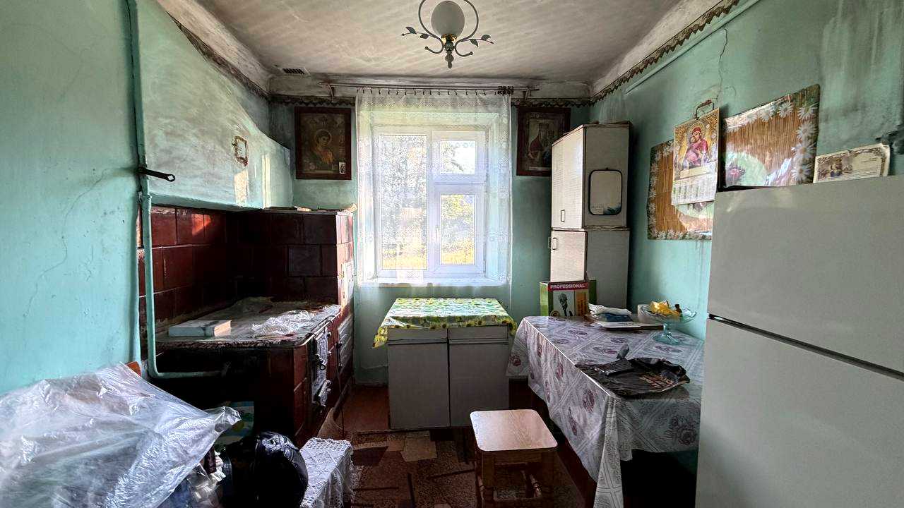 1877560085775627
