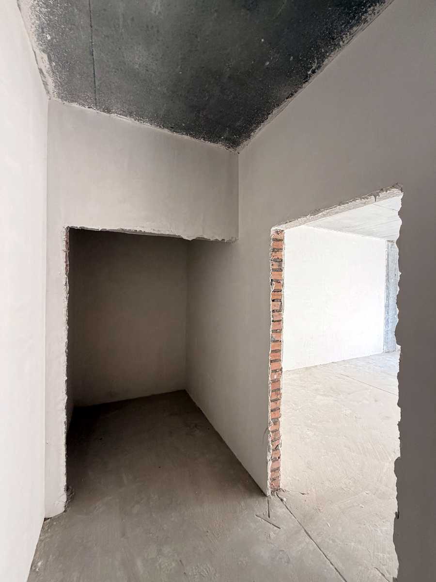 1877562013844694