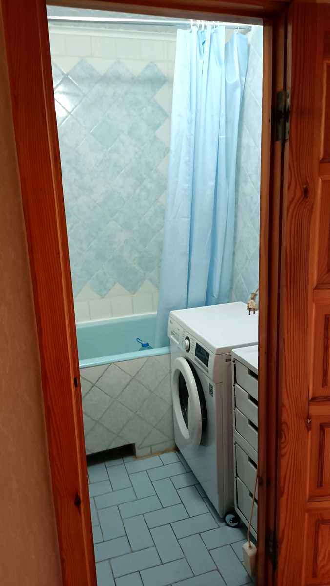 1877562329998686