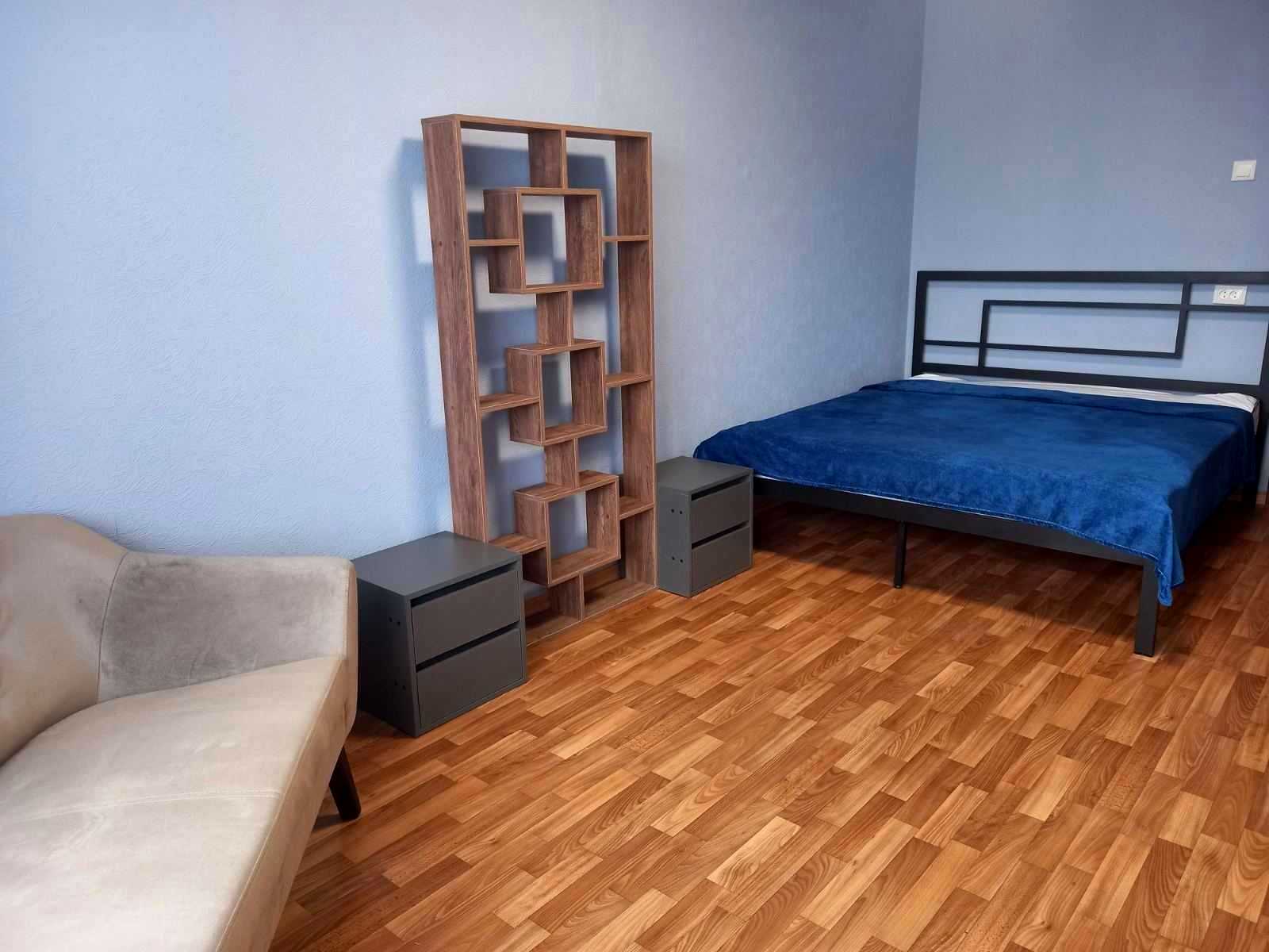 1877562631630872