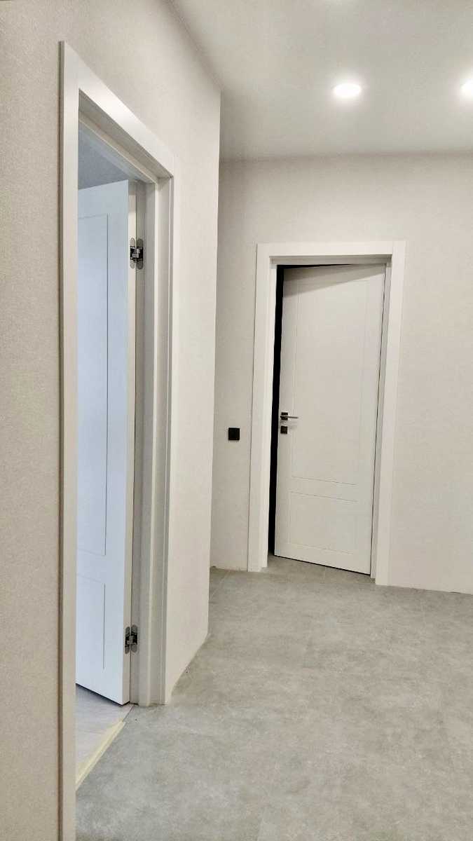 1877563276324375