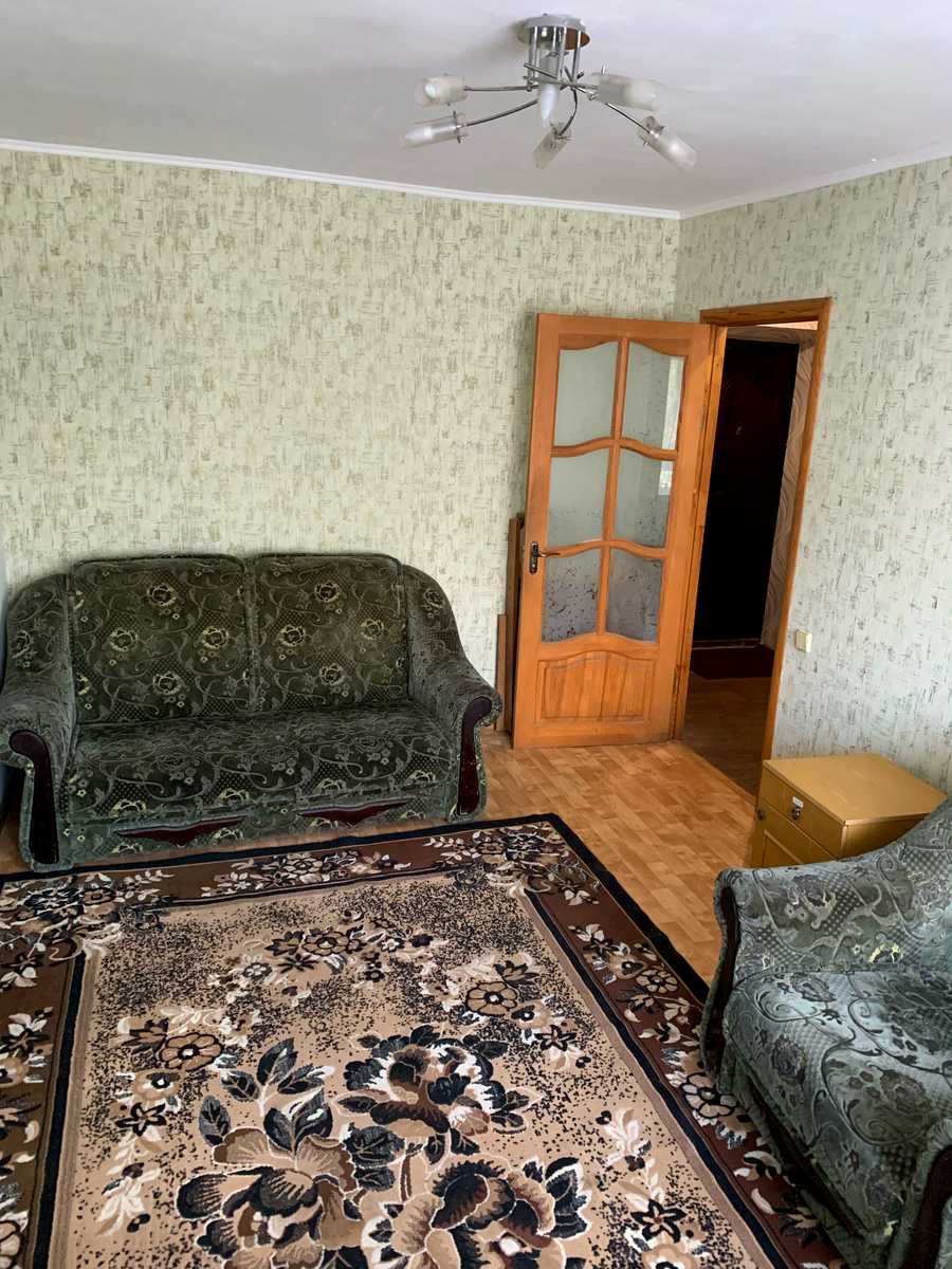 1877563635700420