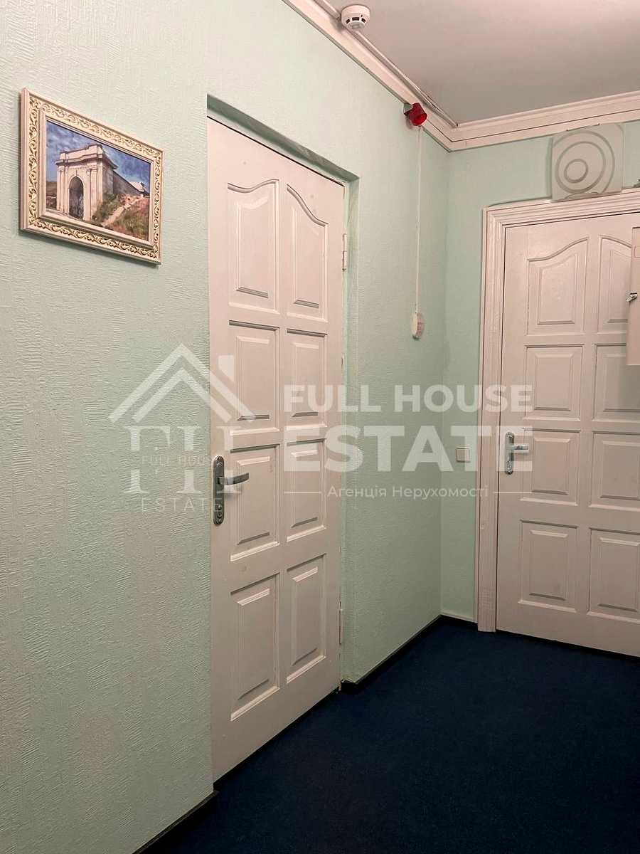 1877563805241397