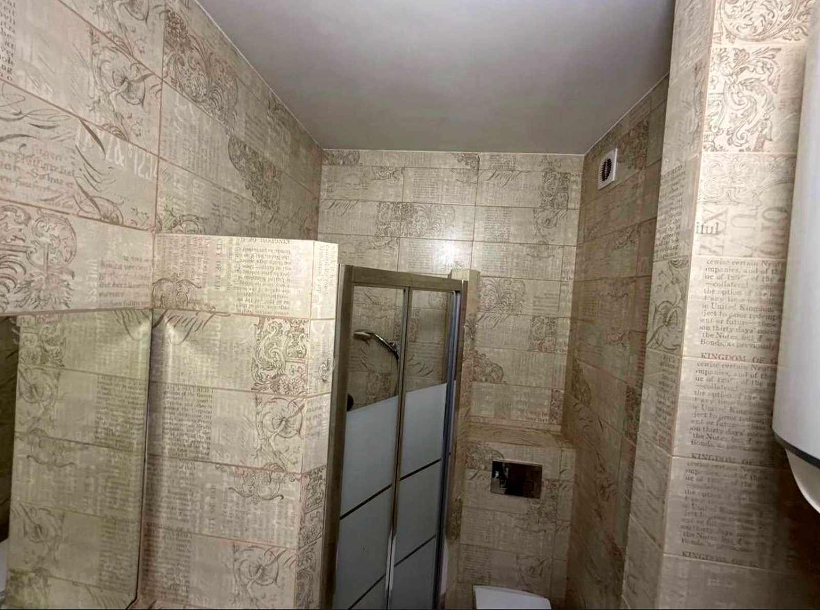 1877565899835379
