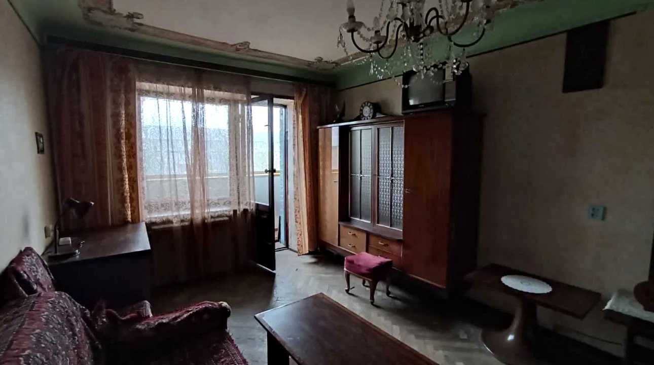 1877567081185407