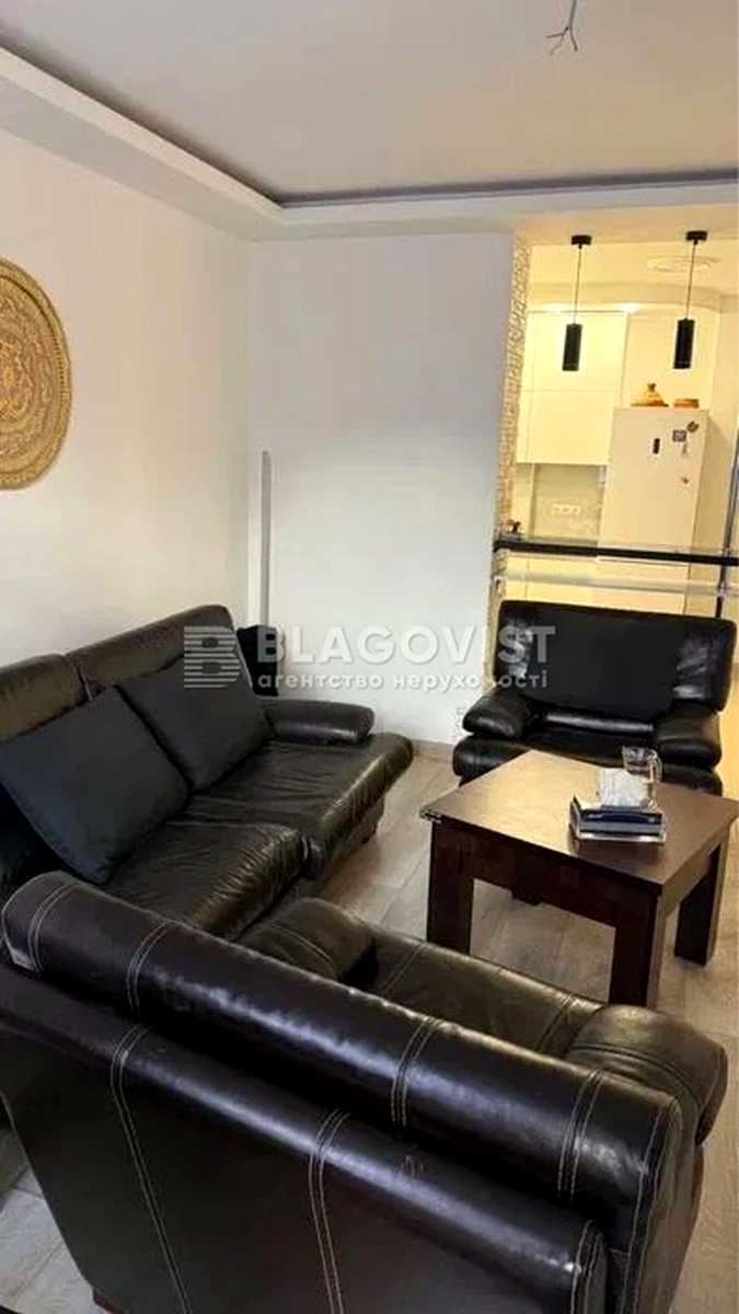 1877567607732388