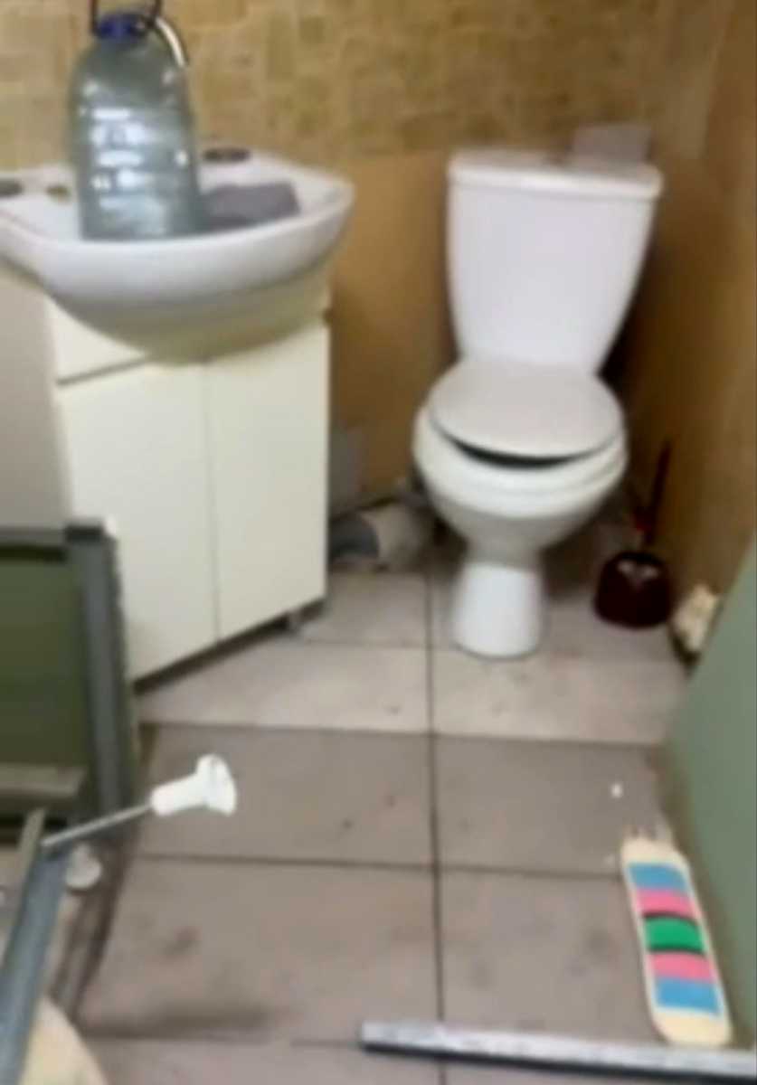 1877567667406745