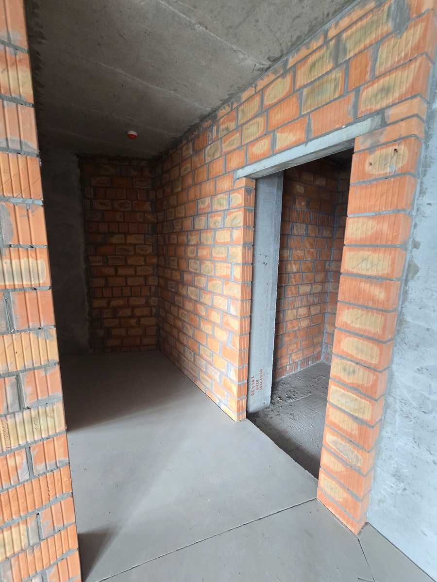 1877567913817940
