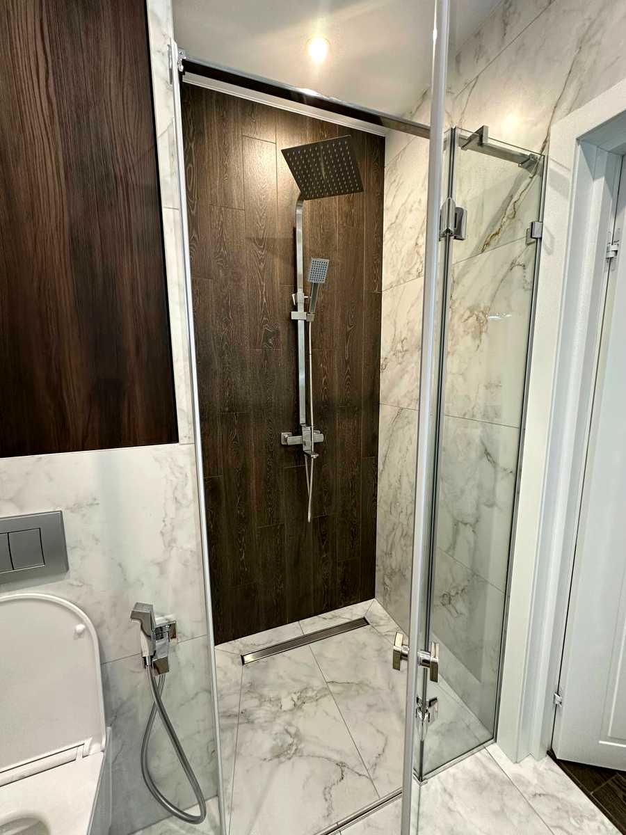 1877568356310523