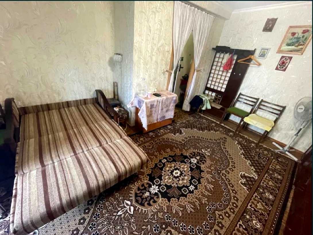 1877568686128924