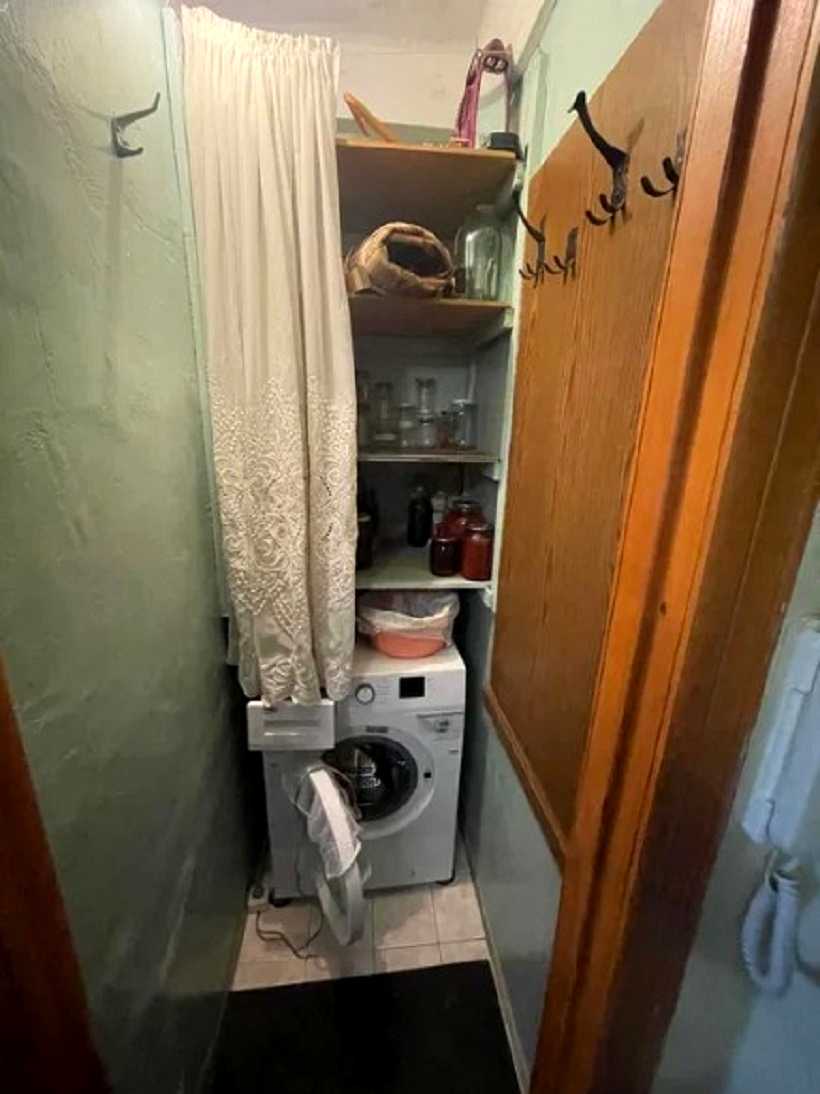 1877568687494258