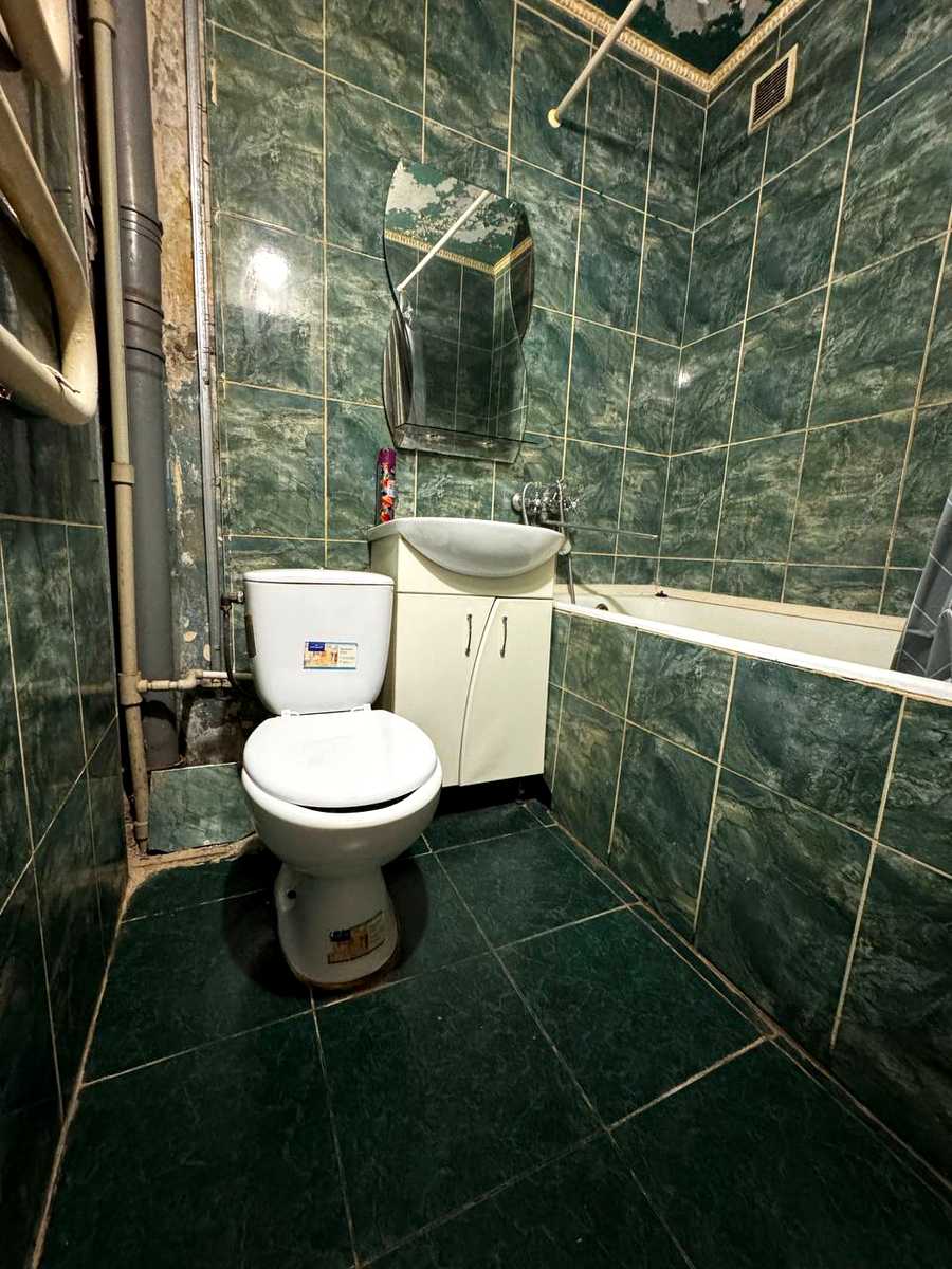 1877568938648543