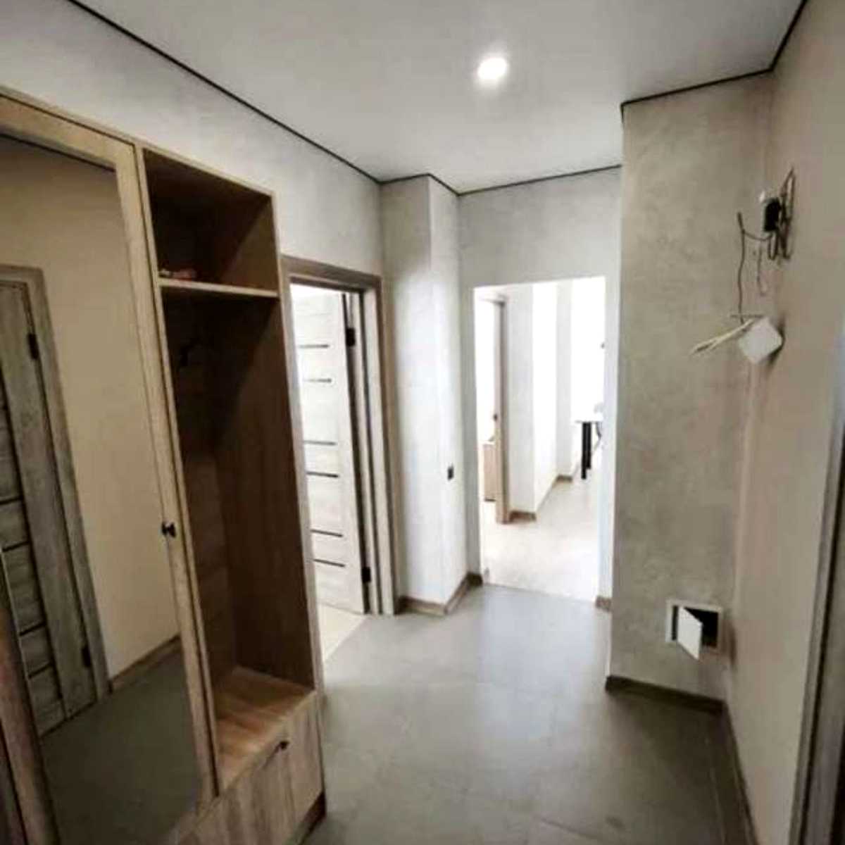 1877569256057341