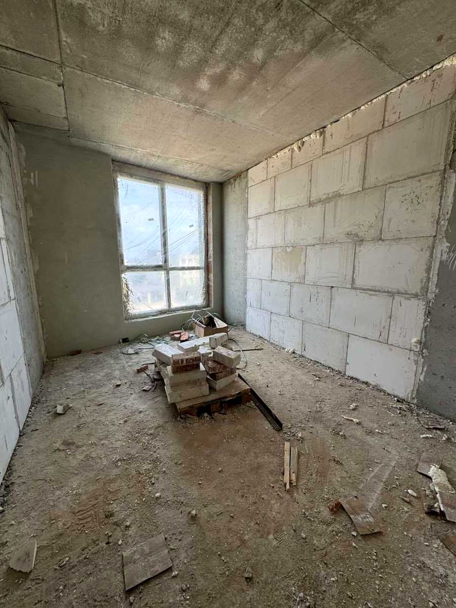 1877569285062359