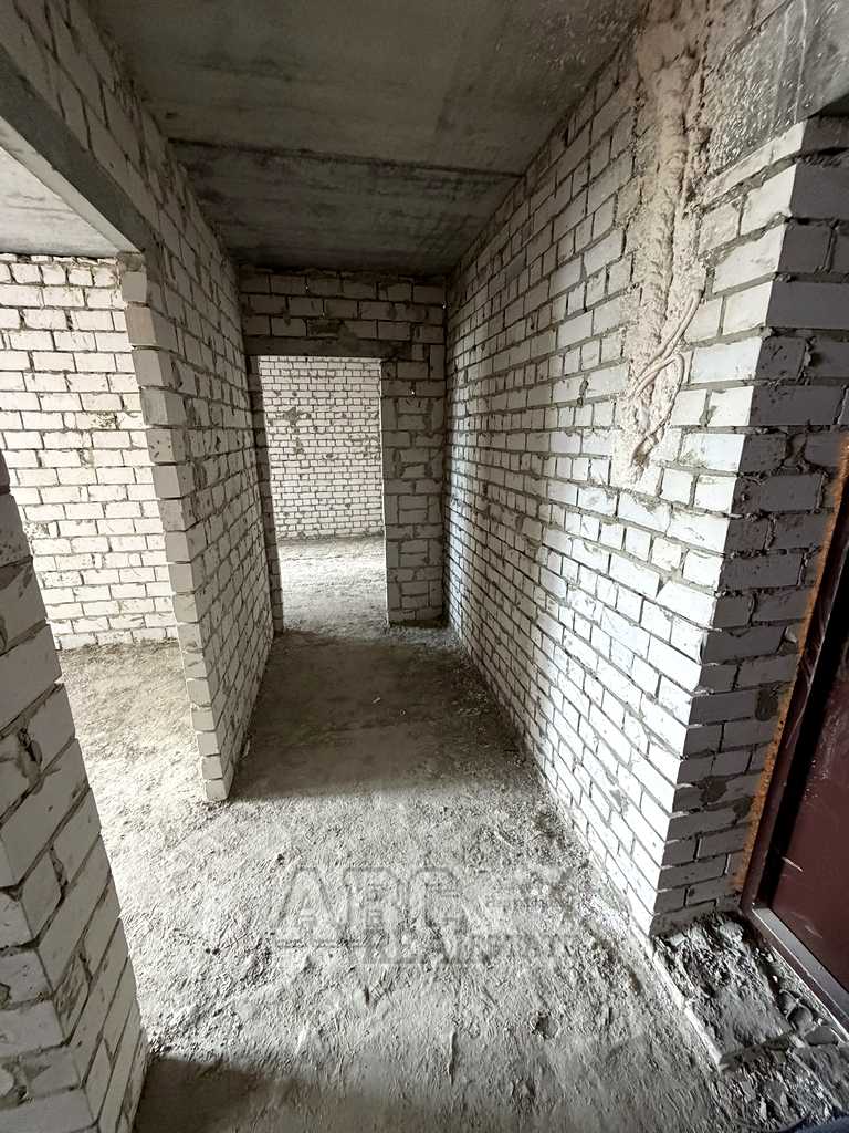1877569356795972