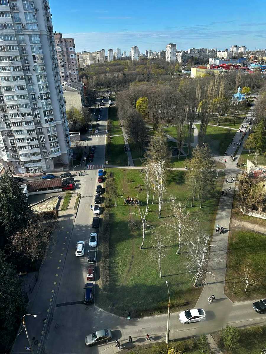 1877569453138025