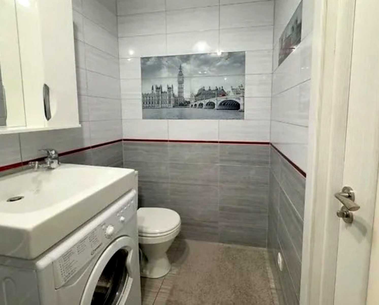 1877569542691043