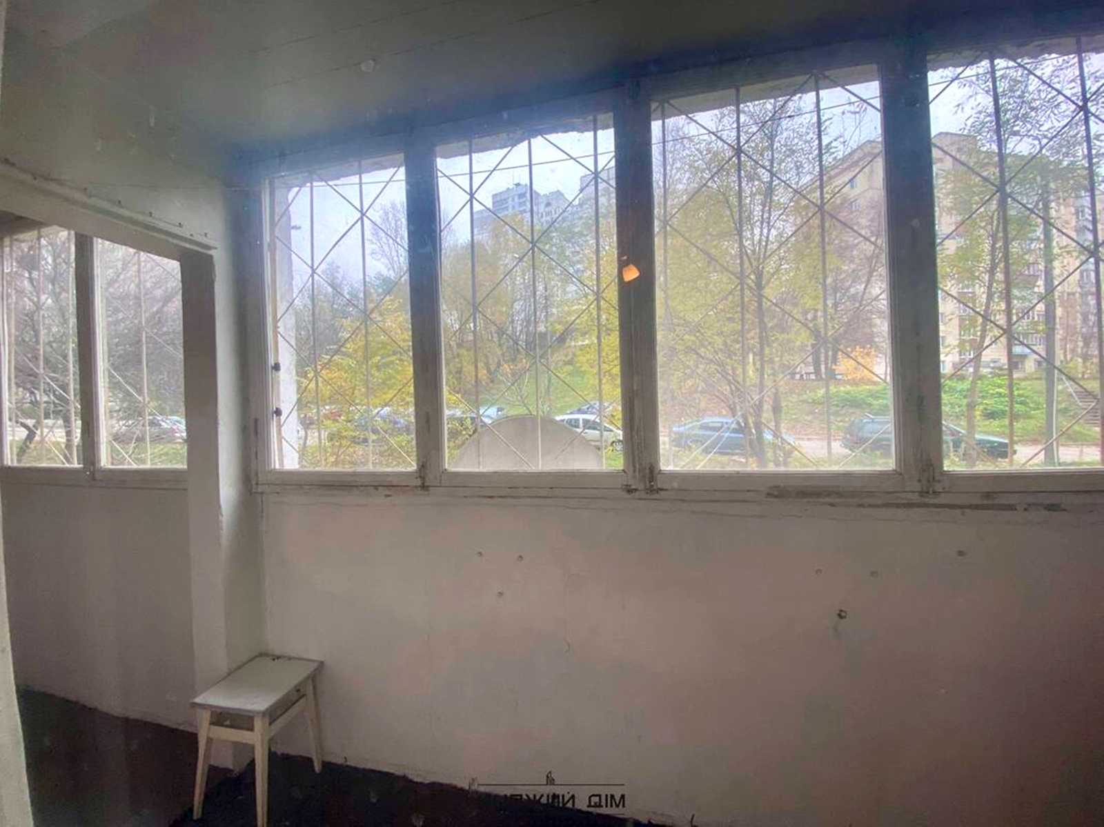 1877570188156379