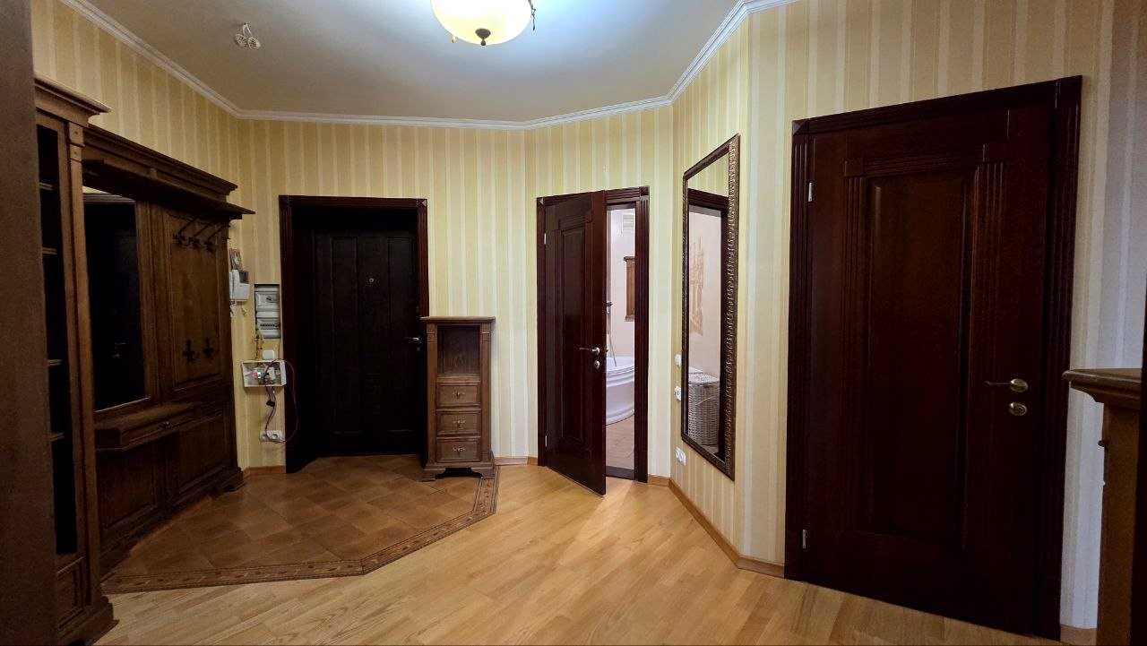1877570480590669