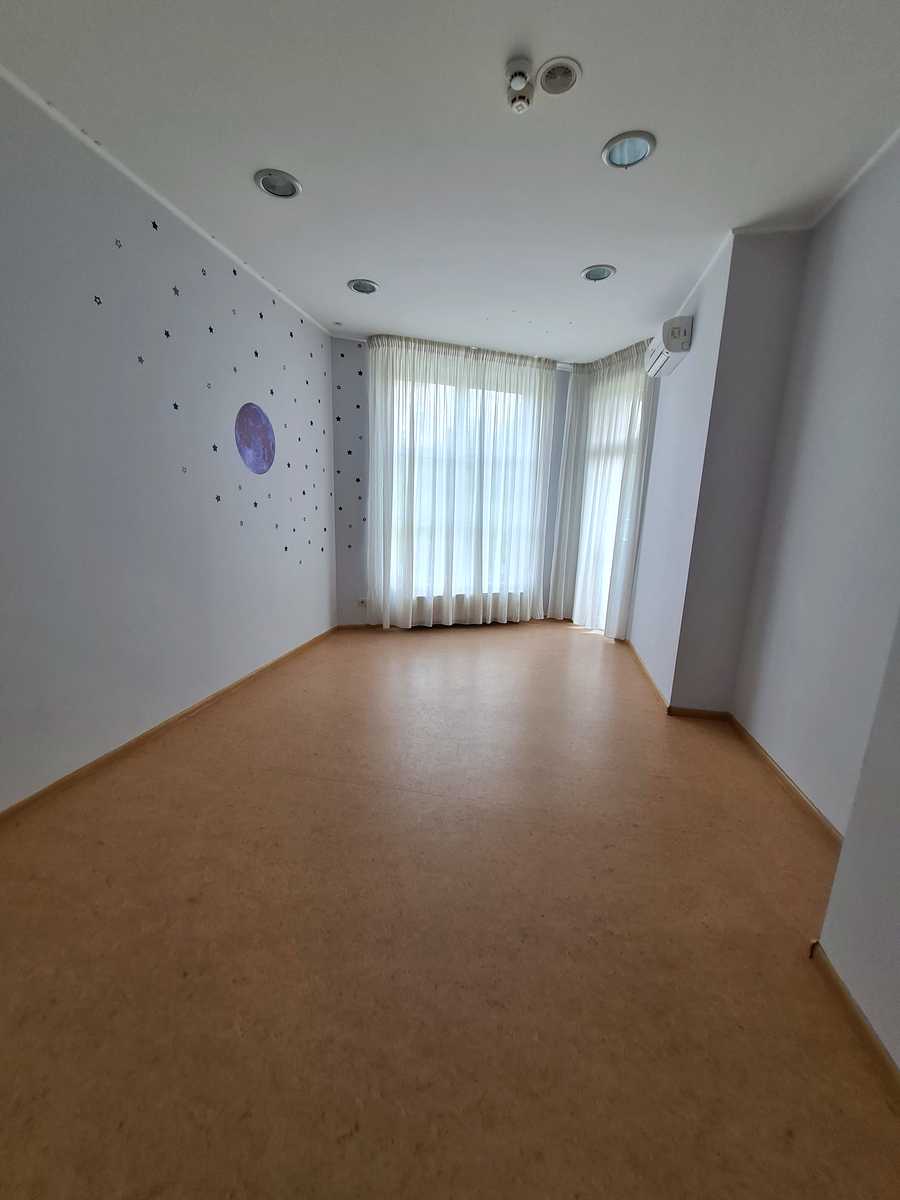1877570943798116