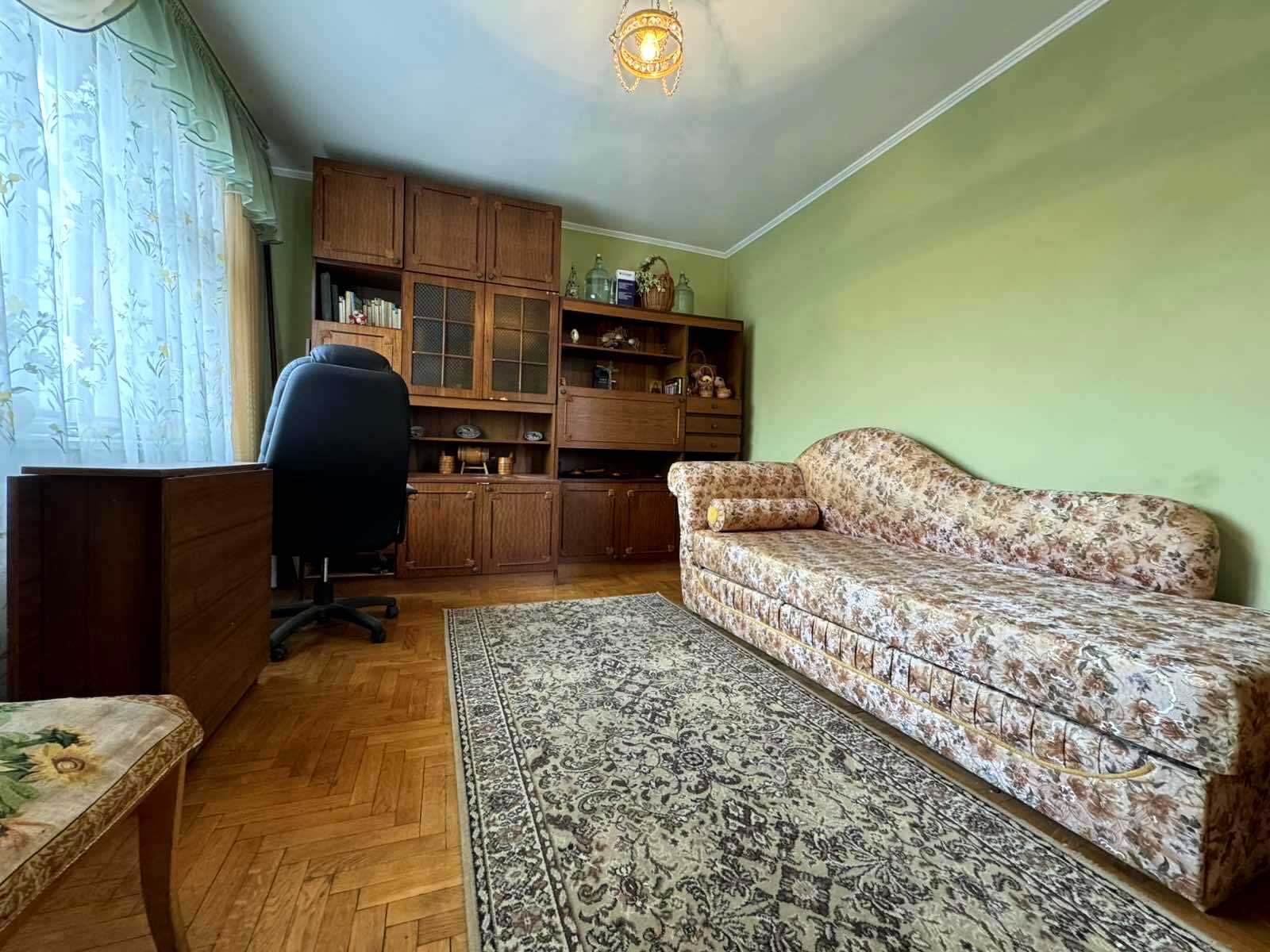 1877572105011124