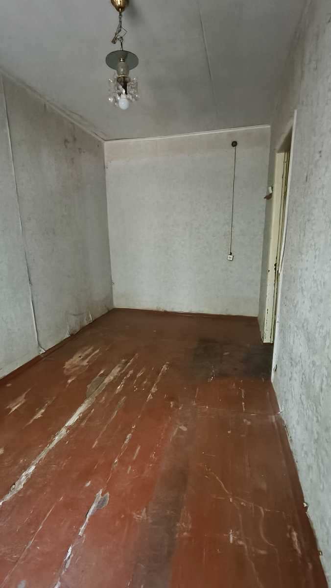 1877572459800923
