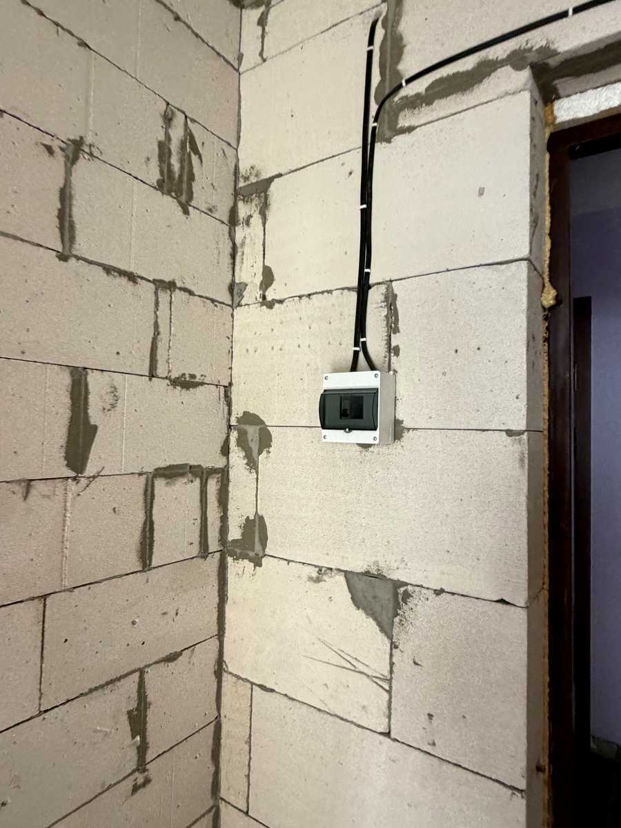 1877572823867560
