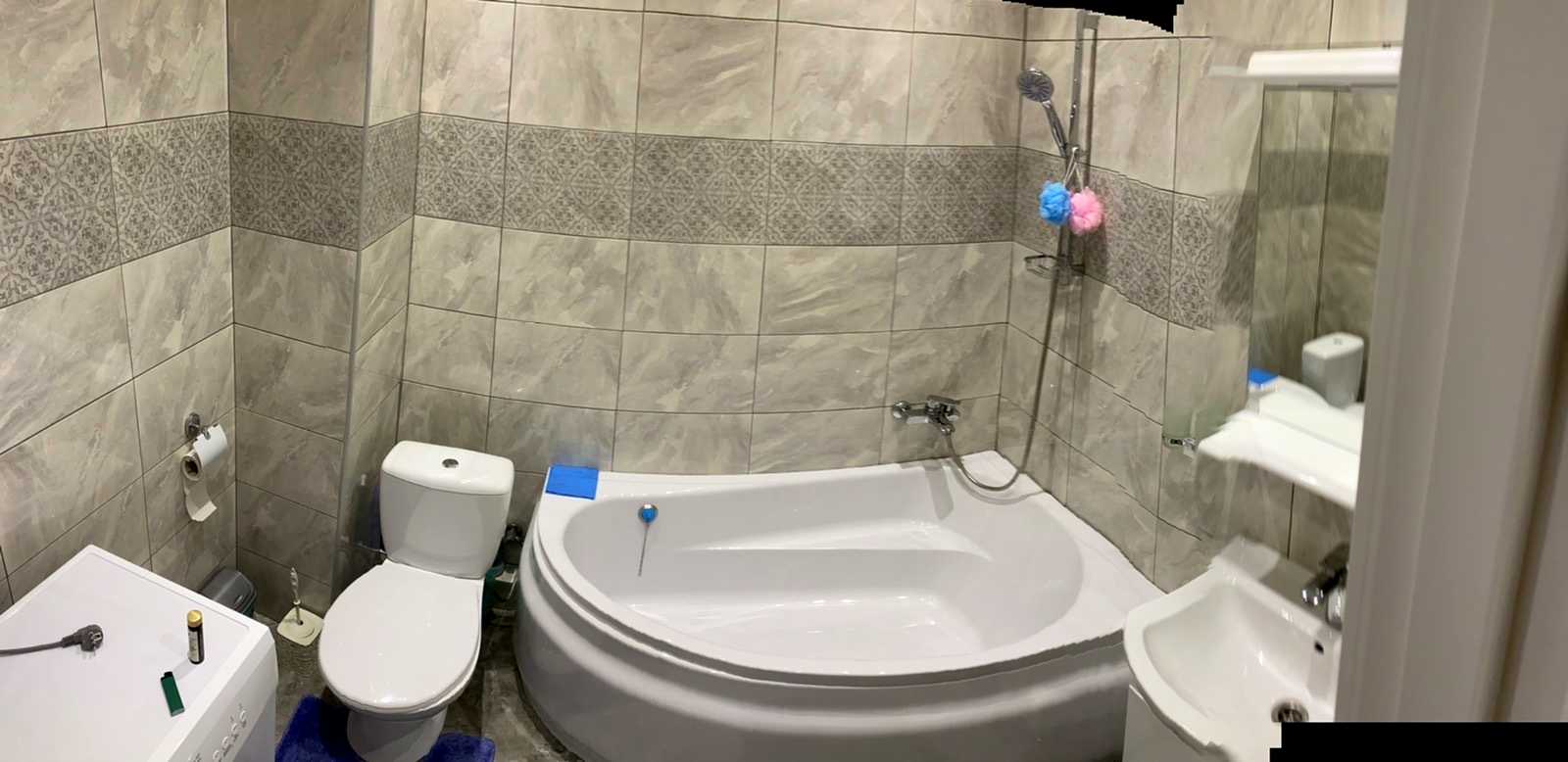 1877573742973427
