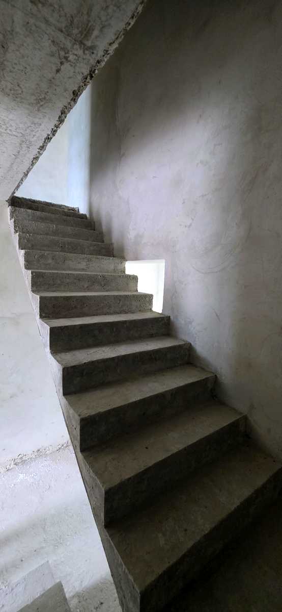 1877573825012405