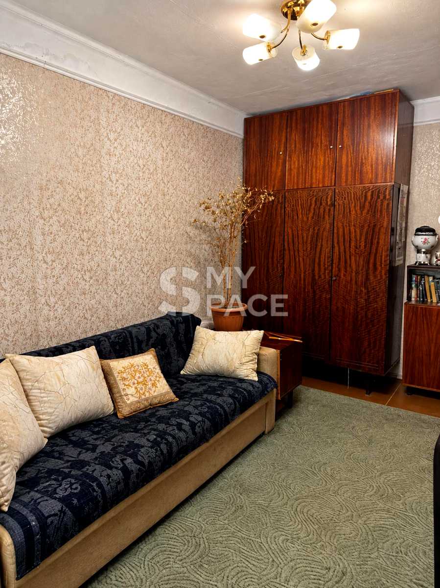 1877574203779904