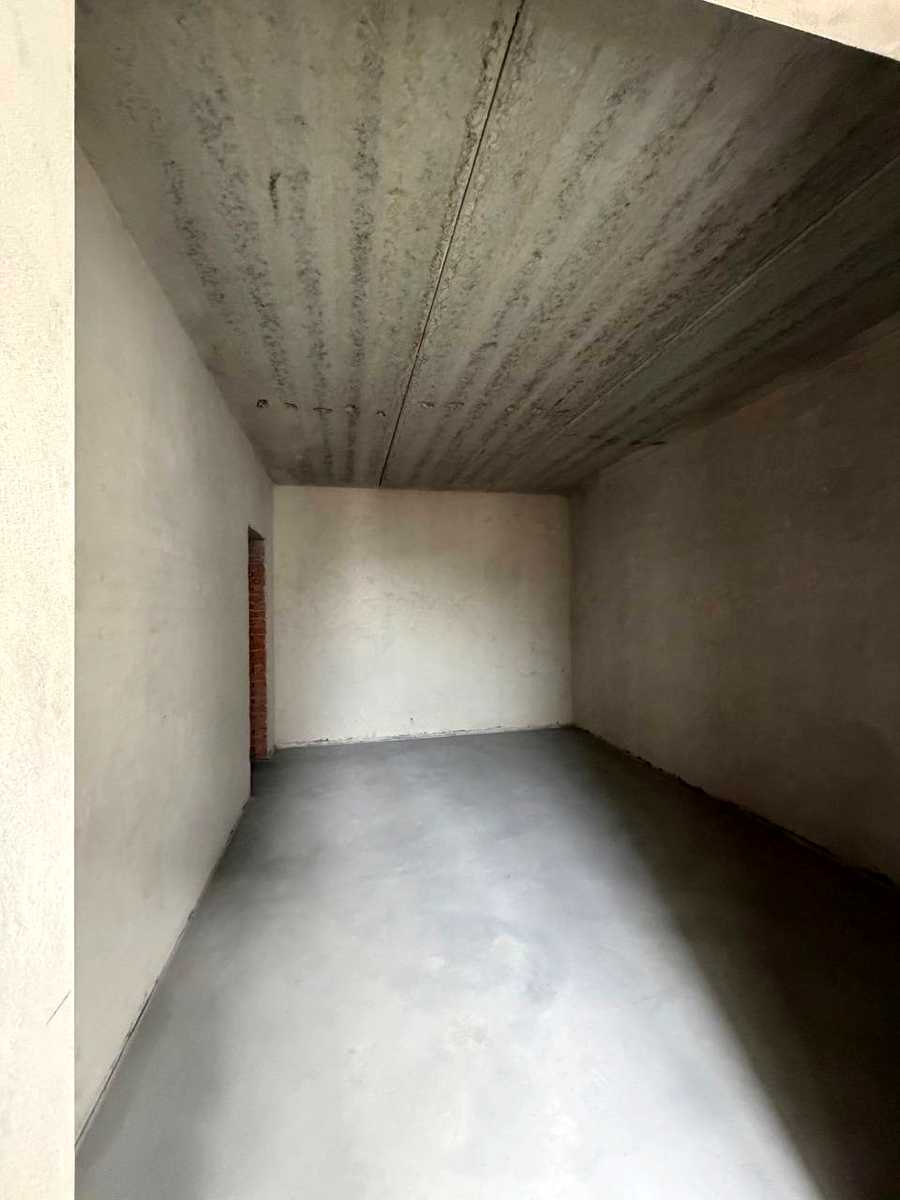 1877574281391611