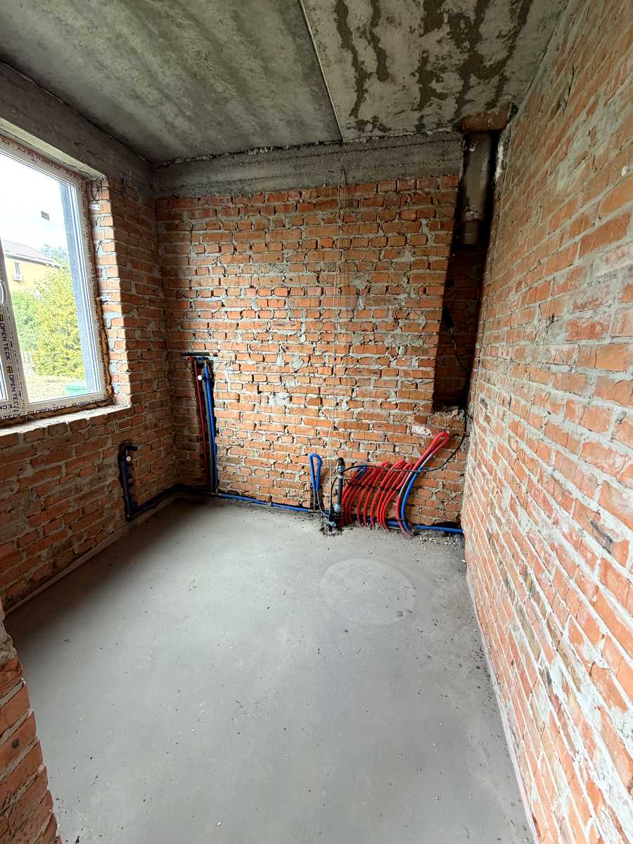 1877574694139774