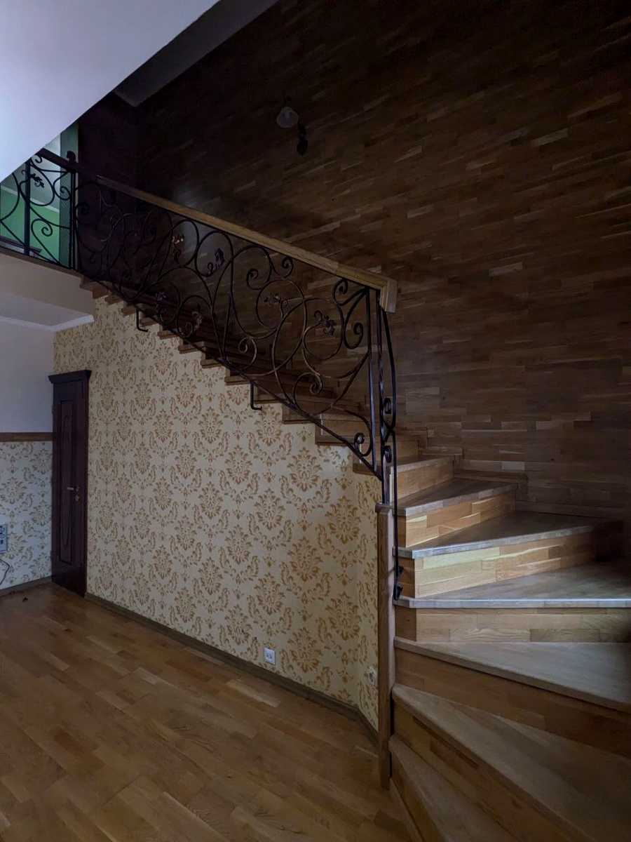 1877574829739066