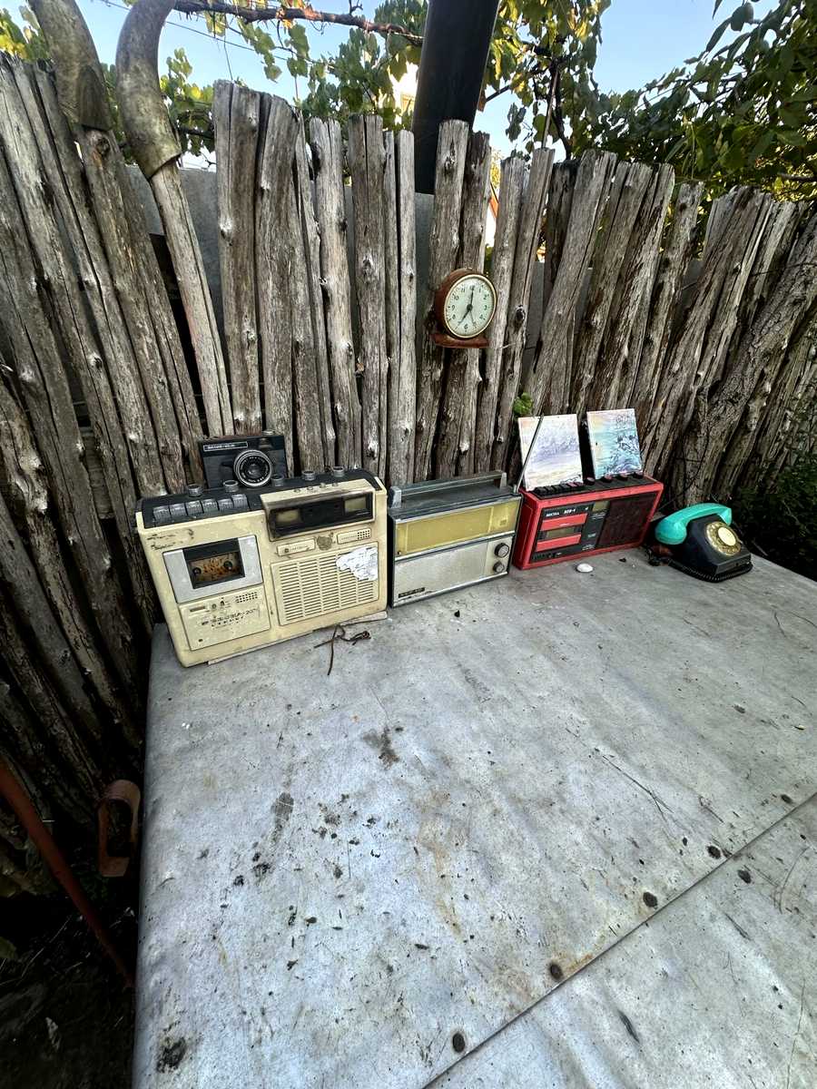 1877574861027877