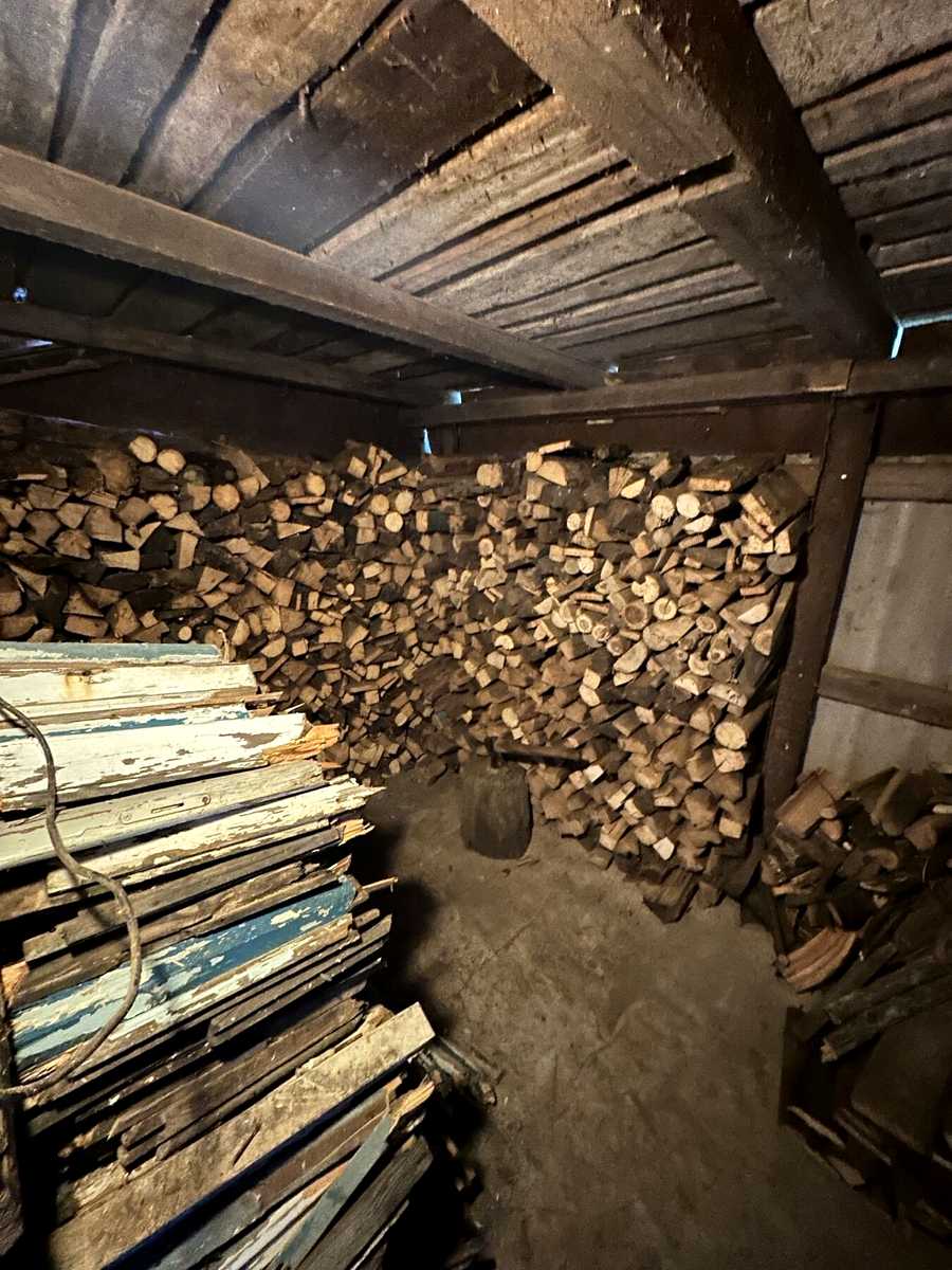 1877574863145784