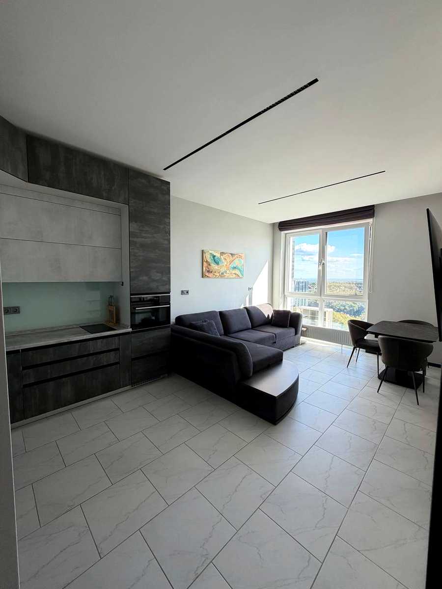 1877575031485843