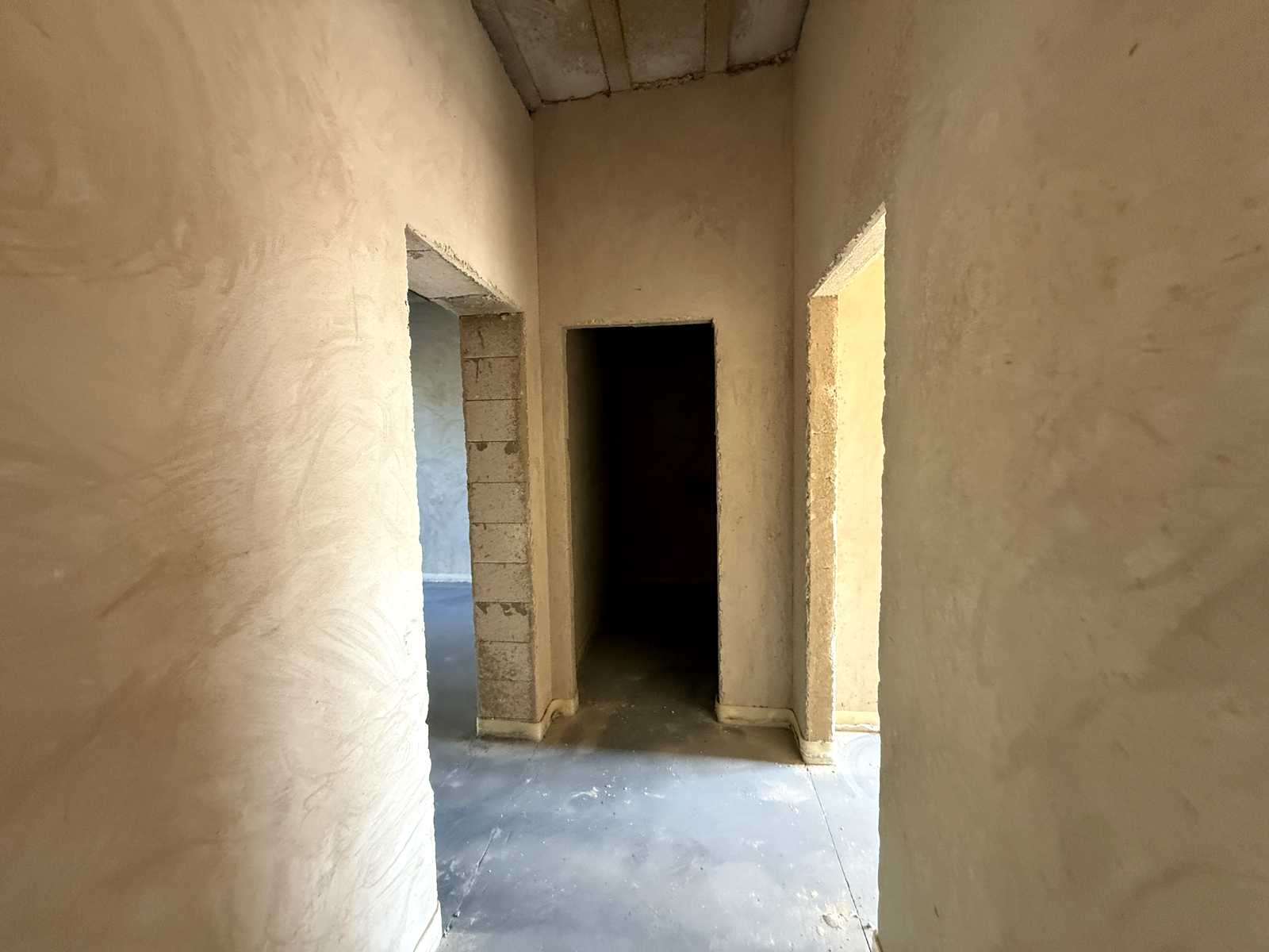 1877575894668721