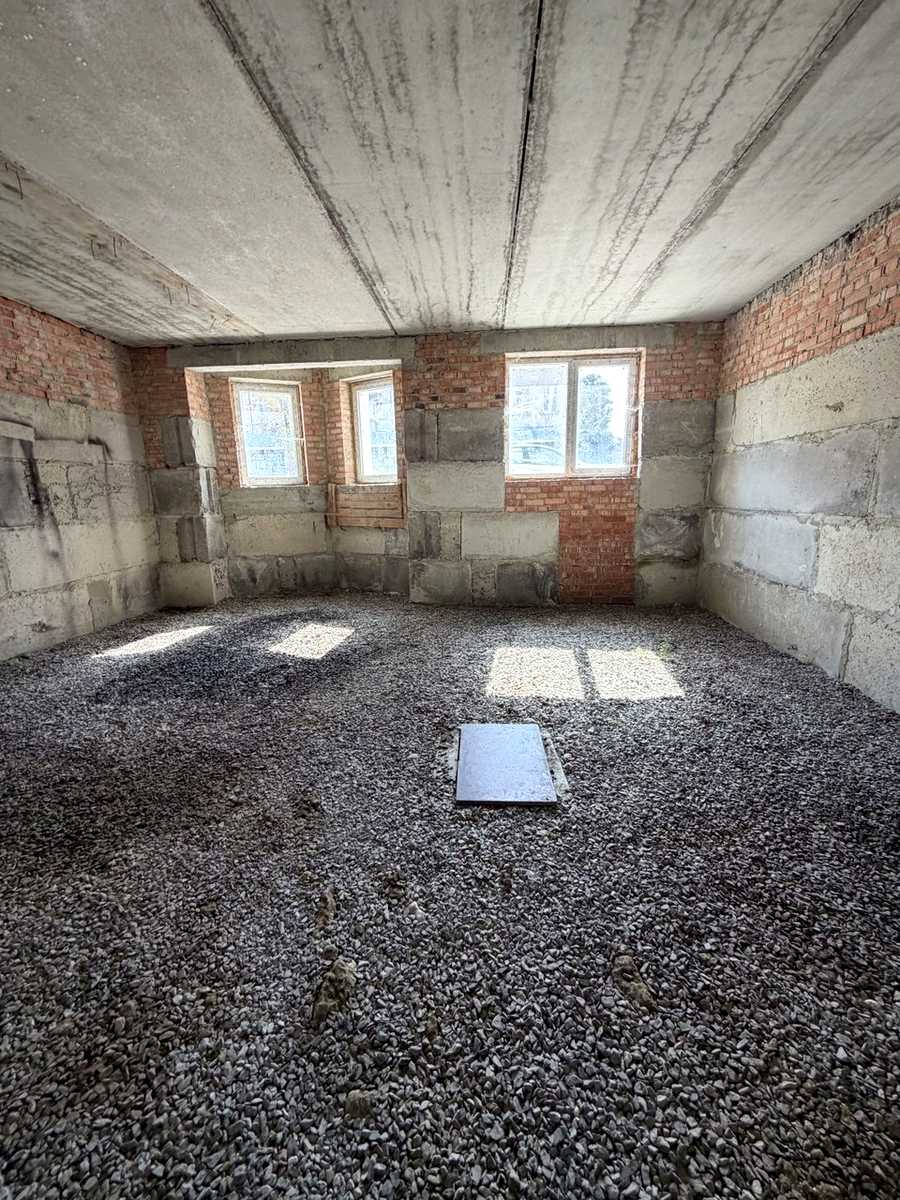 1877575919400700