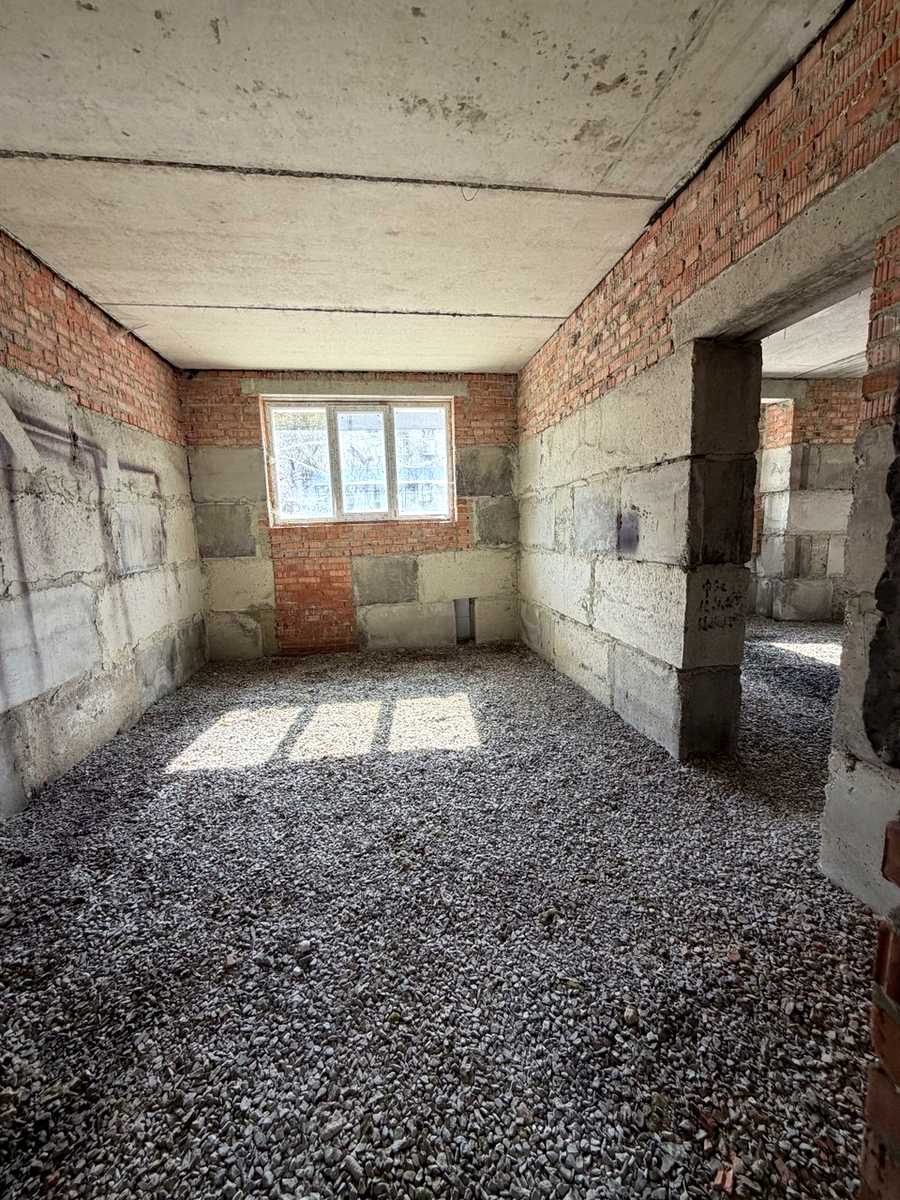 1877575919612307