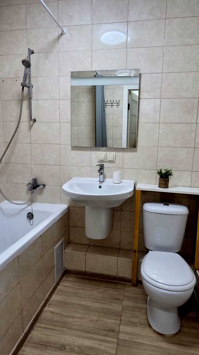 1877576076517113