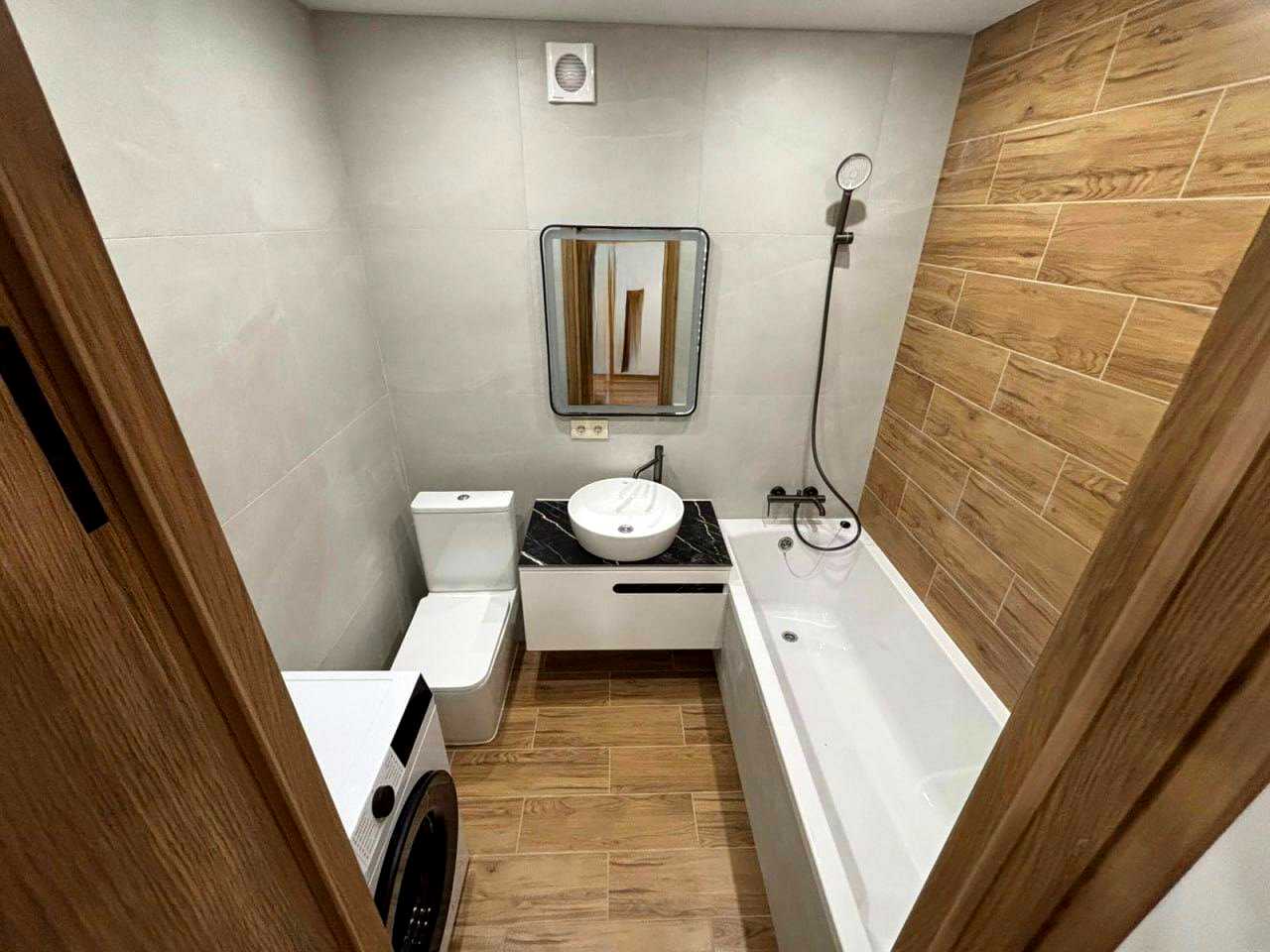 1877576578219243