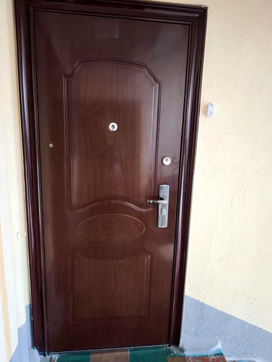 1877576843313353