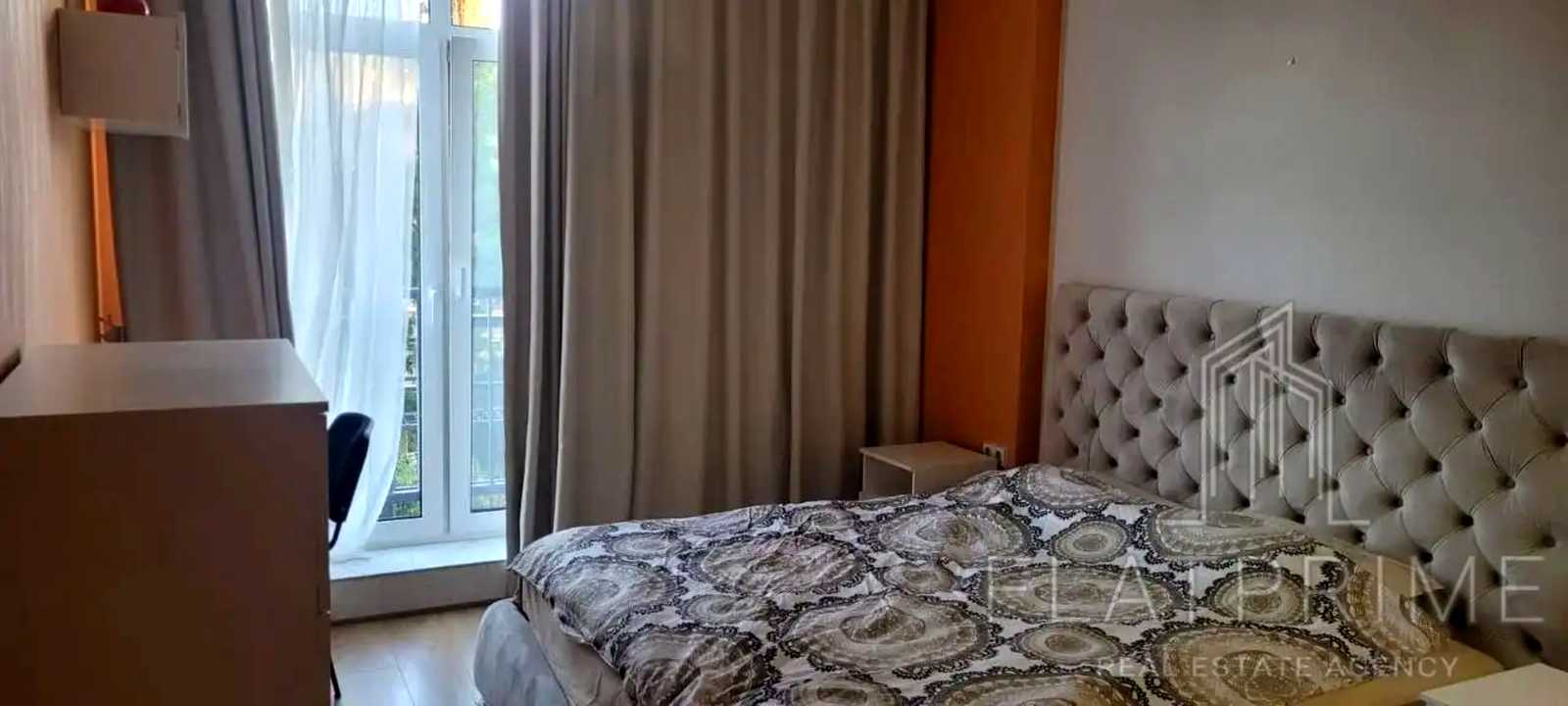 1877576855182702