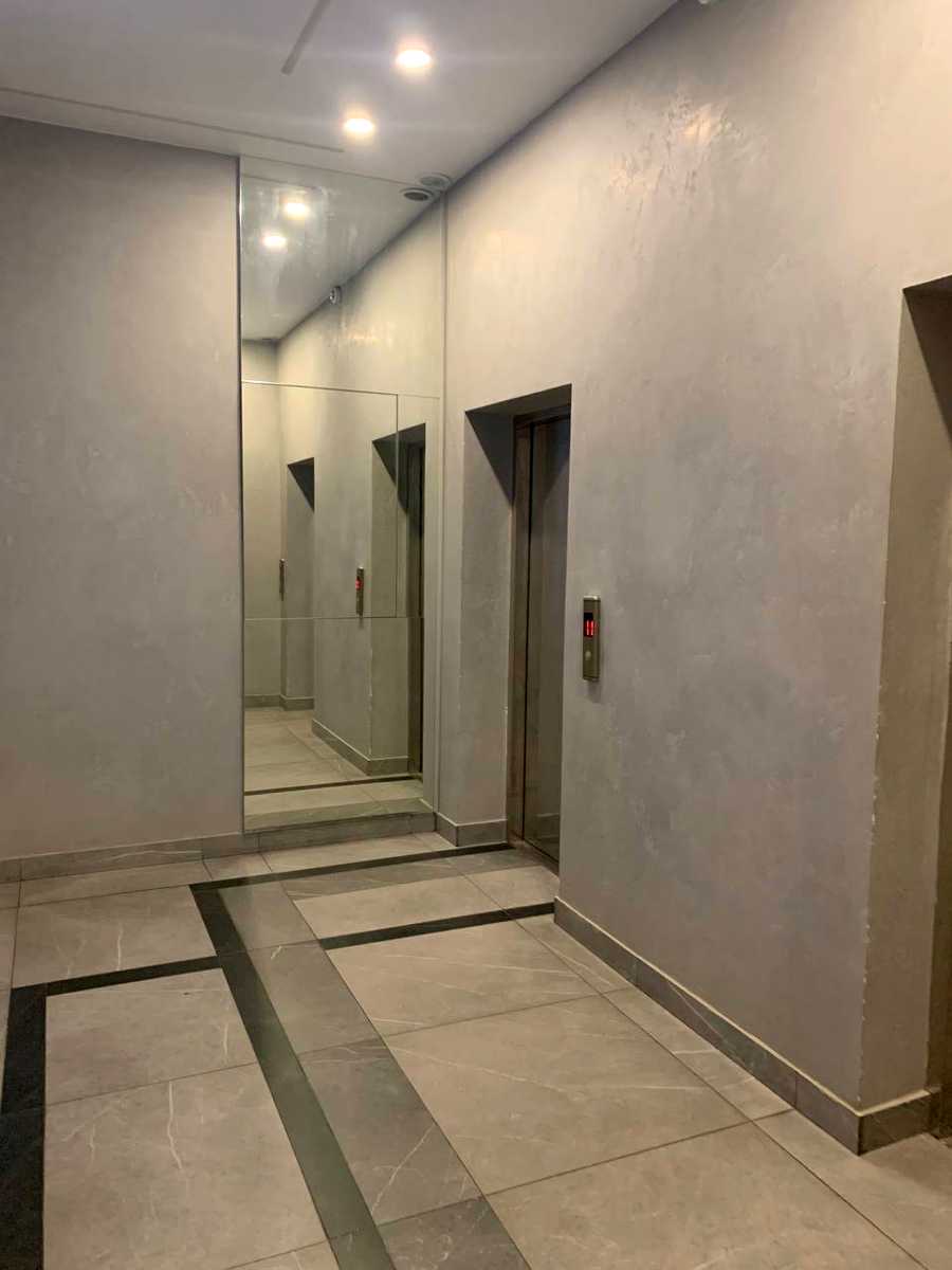 1877576987733151