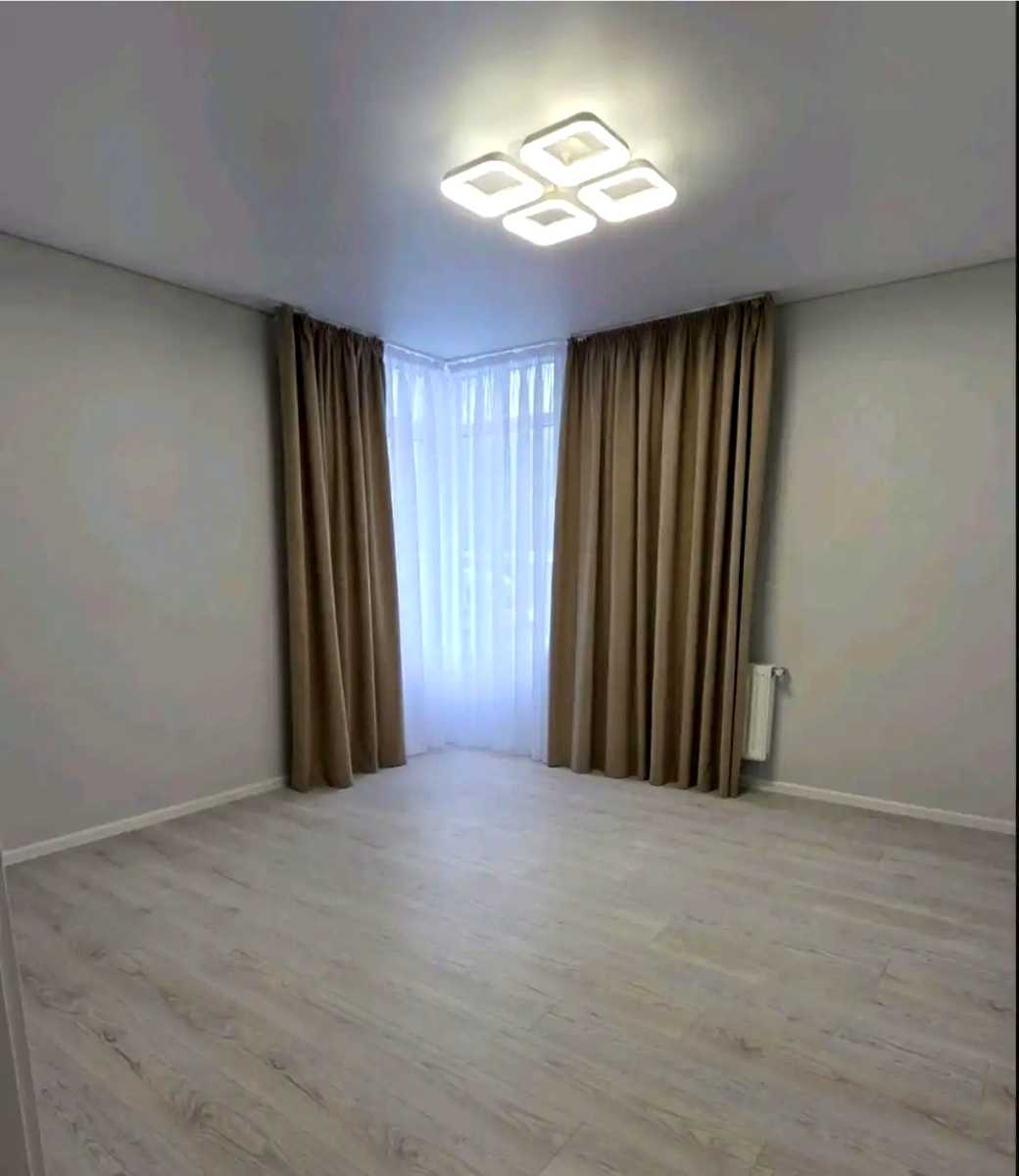 1877577275031544