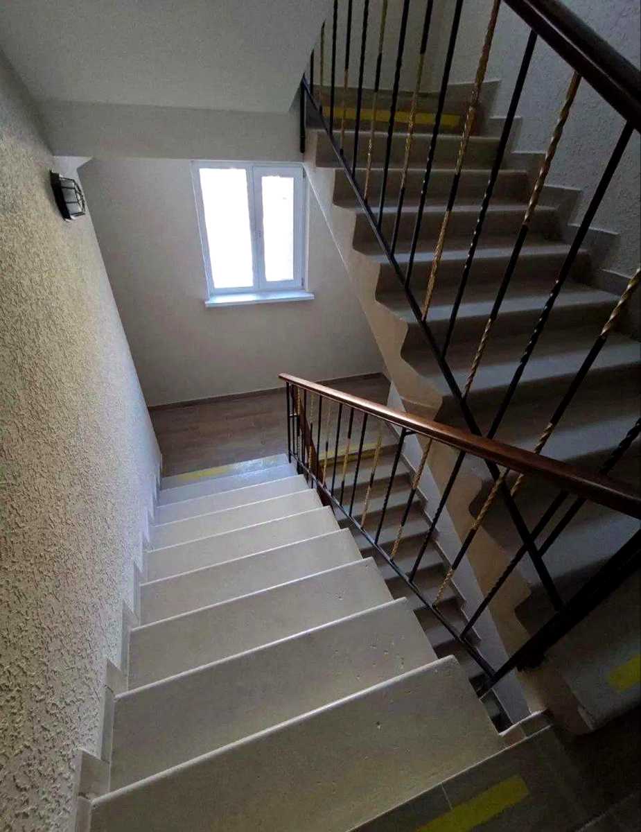 1877577853164494