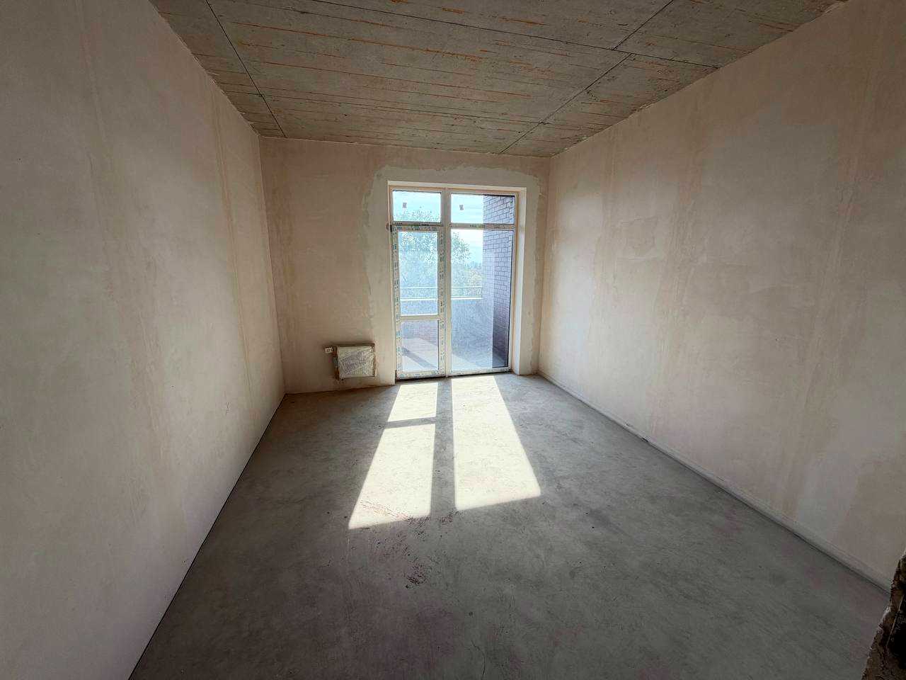 1877577923018236