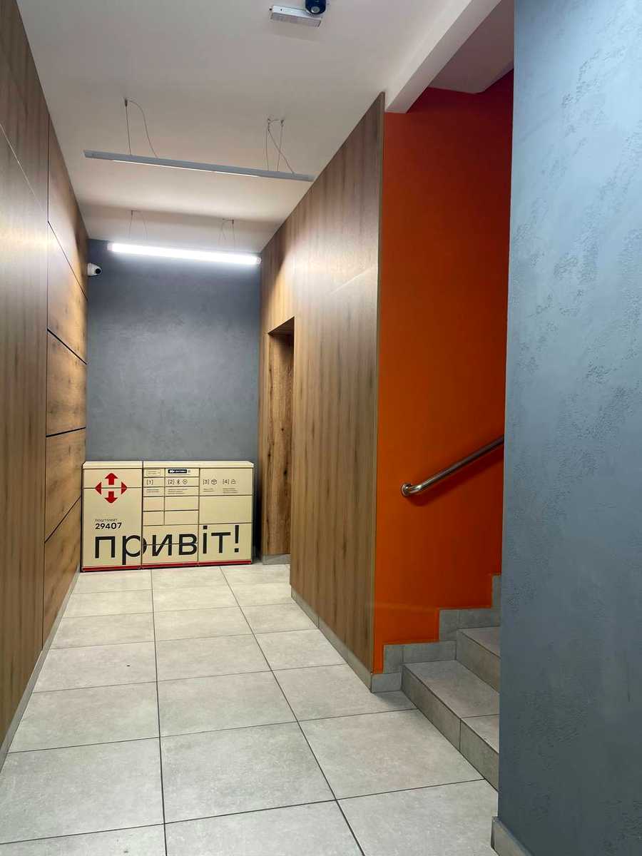 1877578074550215